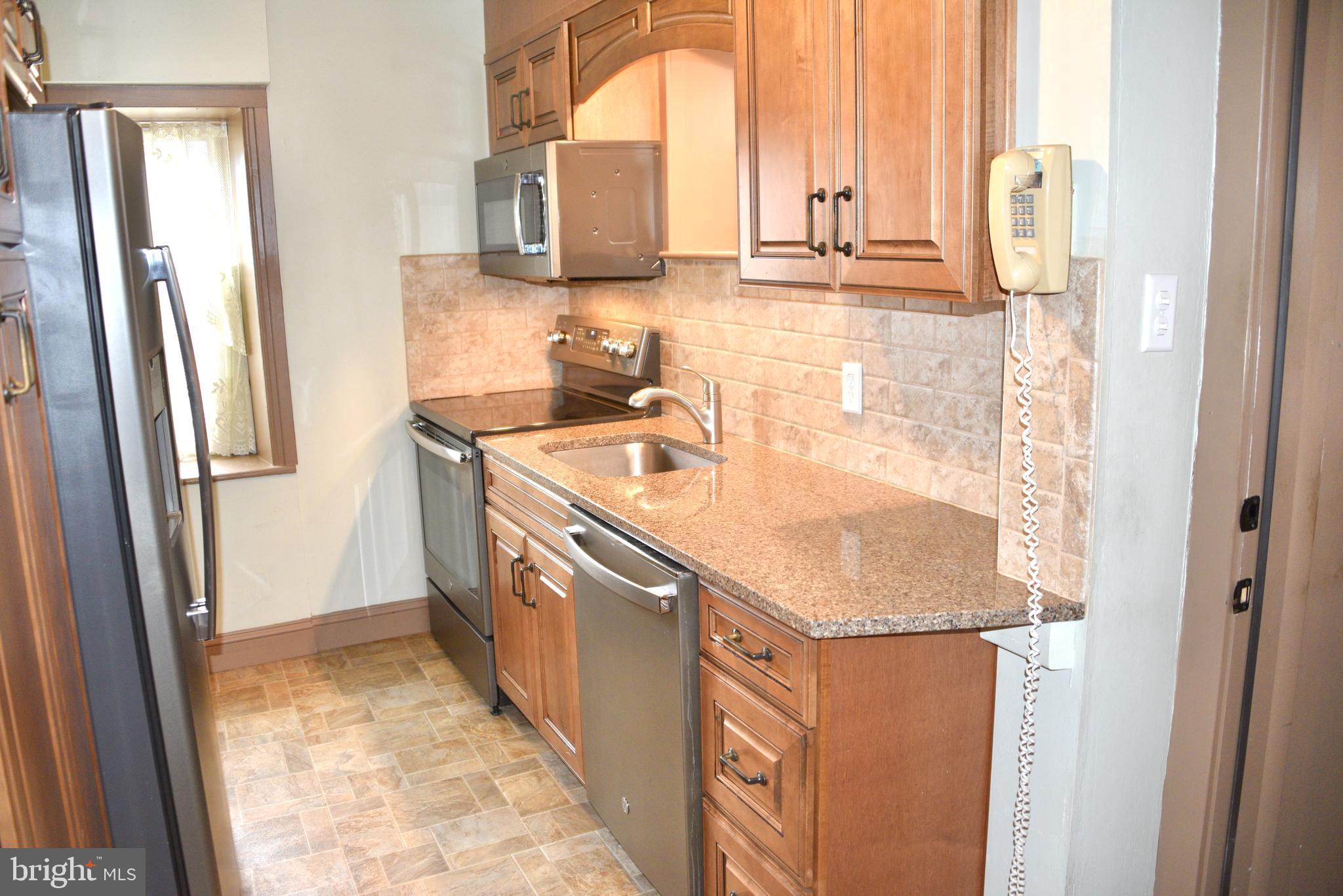 41 Lyons Road Fleetwood, PA 19522 - Photo 6 of 41 Gallery Image 6