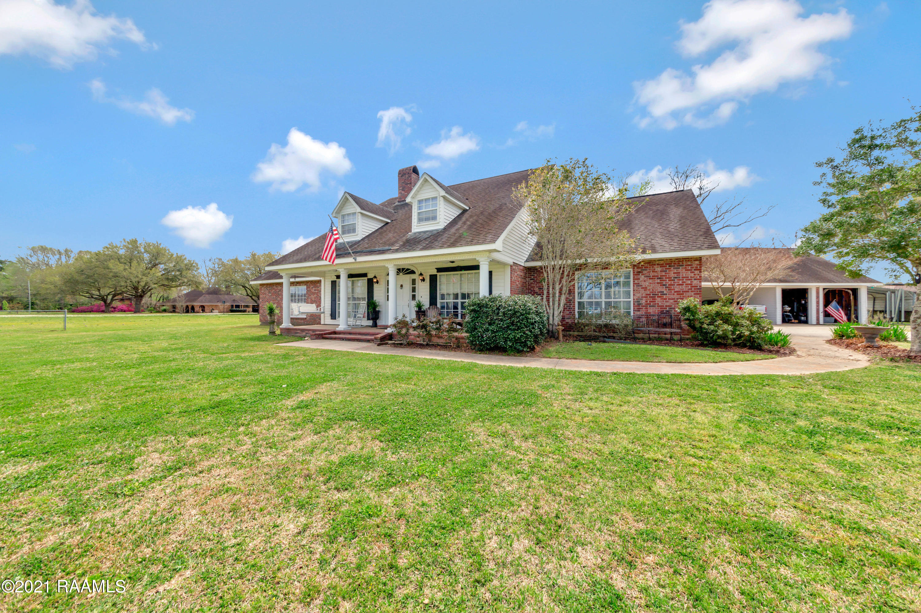 404 Teljean Road Lafayette, LA 70503 - Photo 3 of 50 Gallery Image 3