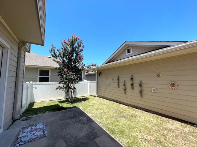a view of a house with a patio