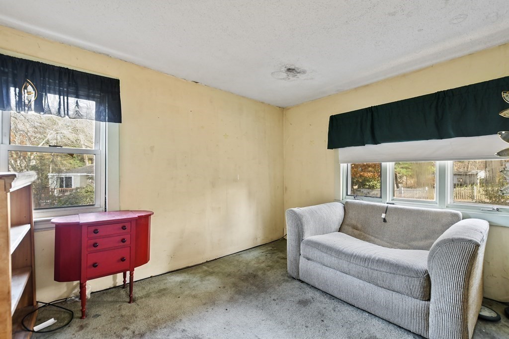 3 Lakeside Road Billerica, MA 01821 - Photo 6 of 9