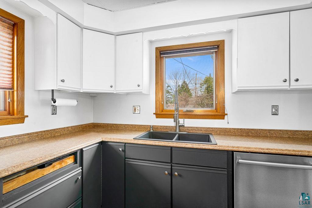 2312 East 8th Street Duluth, MN 55812 - Photo 14 of 44