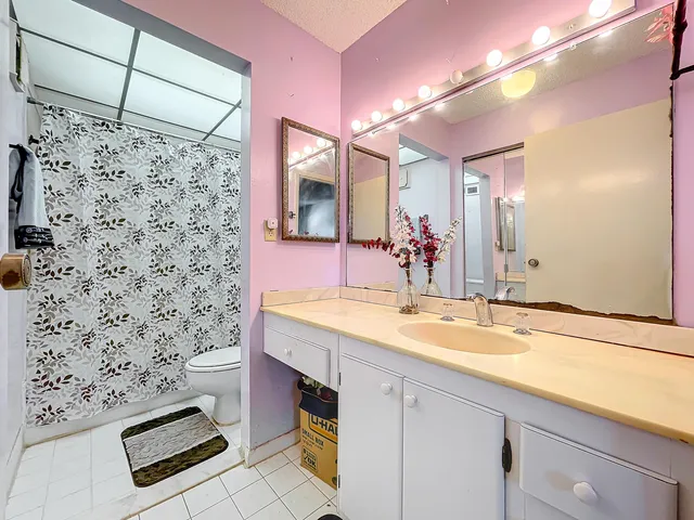 $80,000 | 6080 Northwest 44th Street, Unit 408, Lauderhill, FL 33319