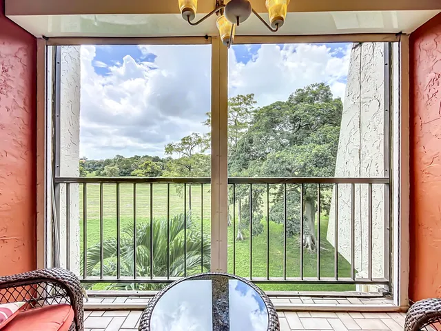 $80,000 | 6080 Northwest 44th Street, Unit 408, Lauderhill, FL 33319