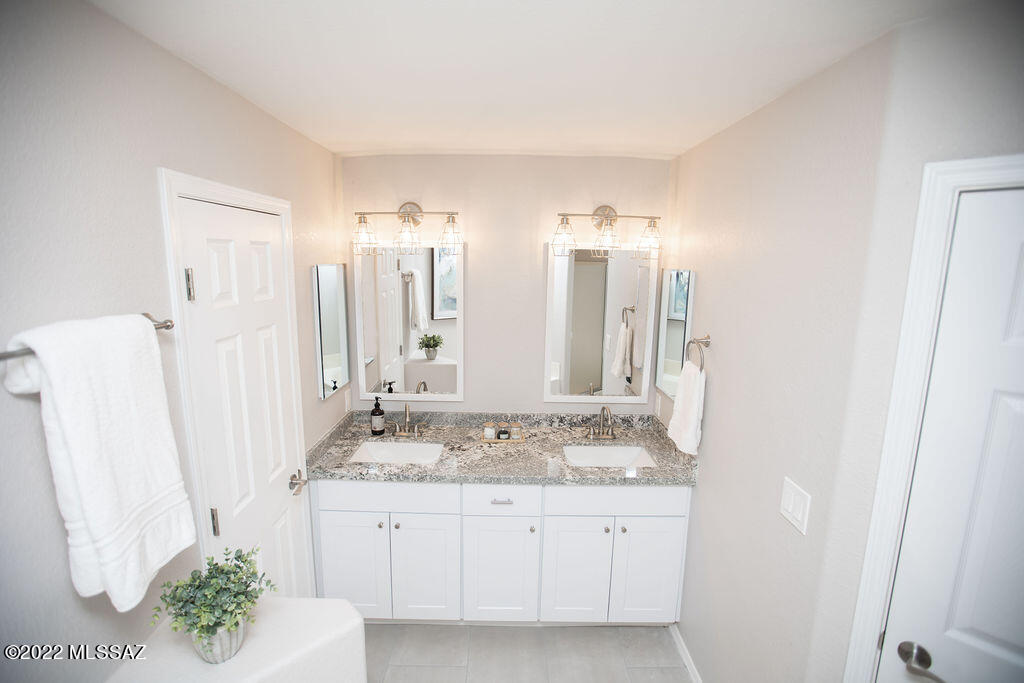 8714 North Frampton Place Tucson, AZ 85742 - Photo 11 of 46
