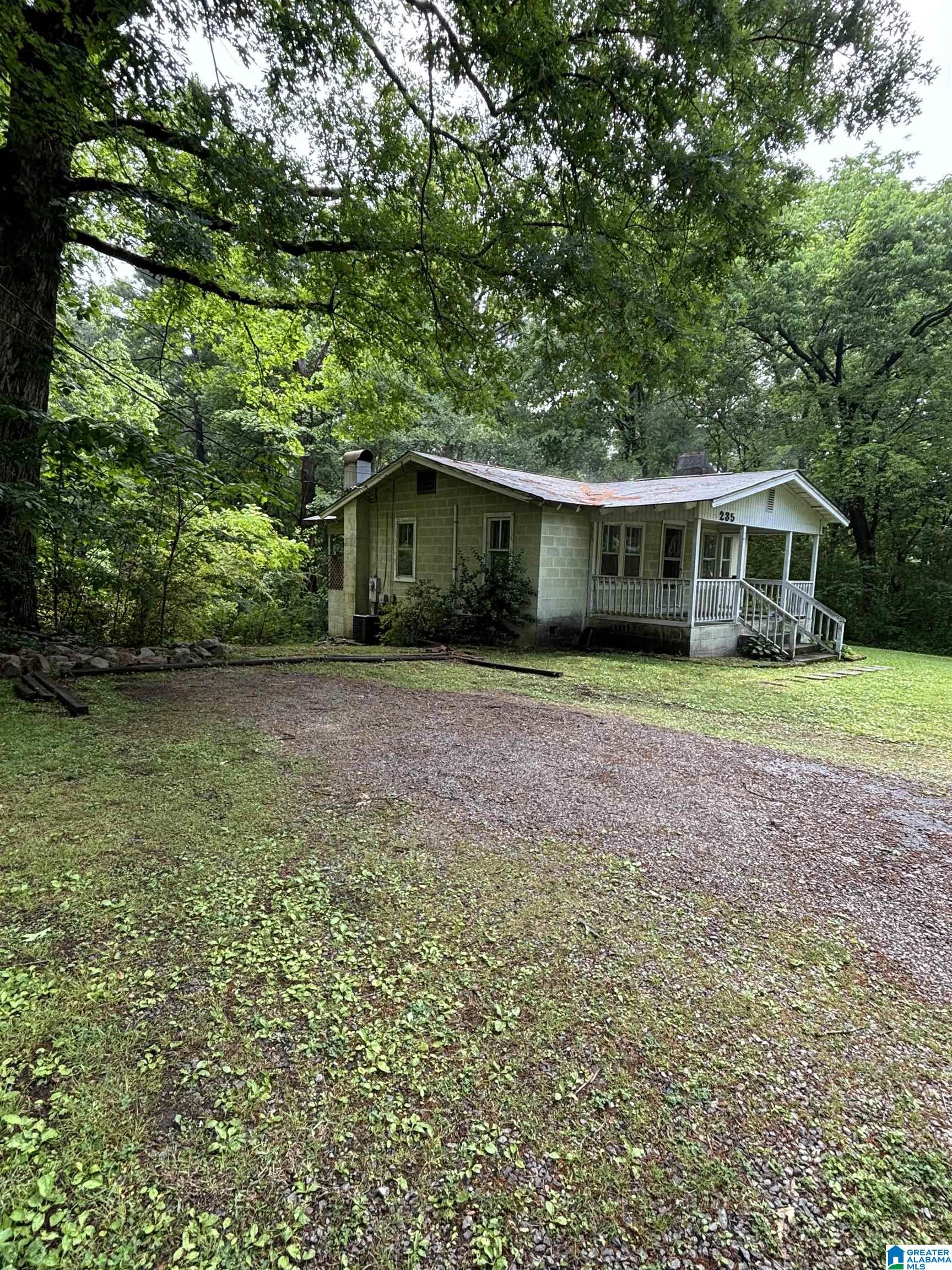 235 Dooley Road Gardendale, AL 35071 - Photo 2 of 18
