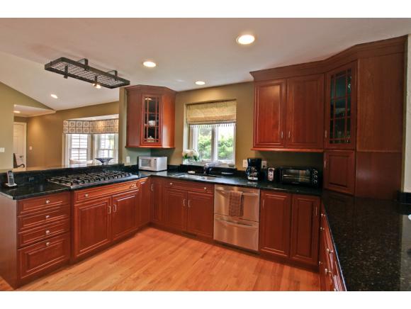 21 Old Bay Road New Castle, NH 03854 - Photo 7 of 31 Gallery Image 7