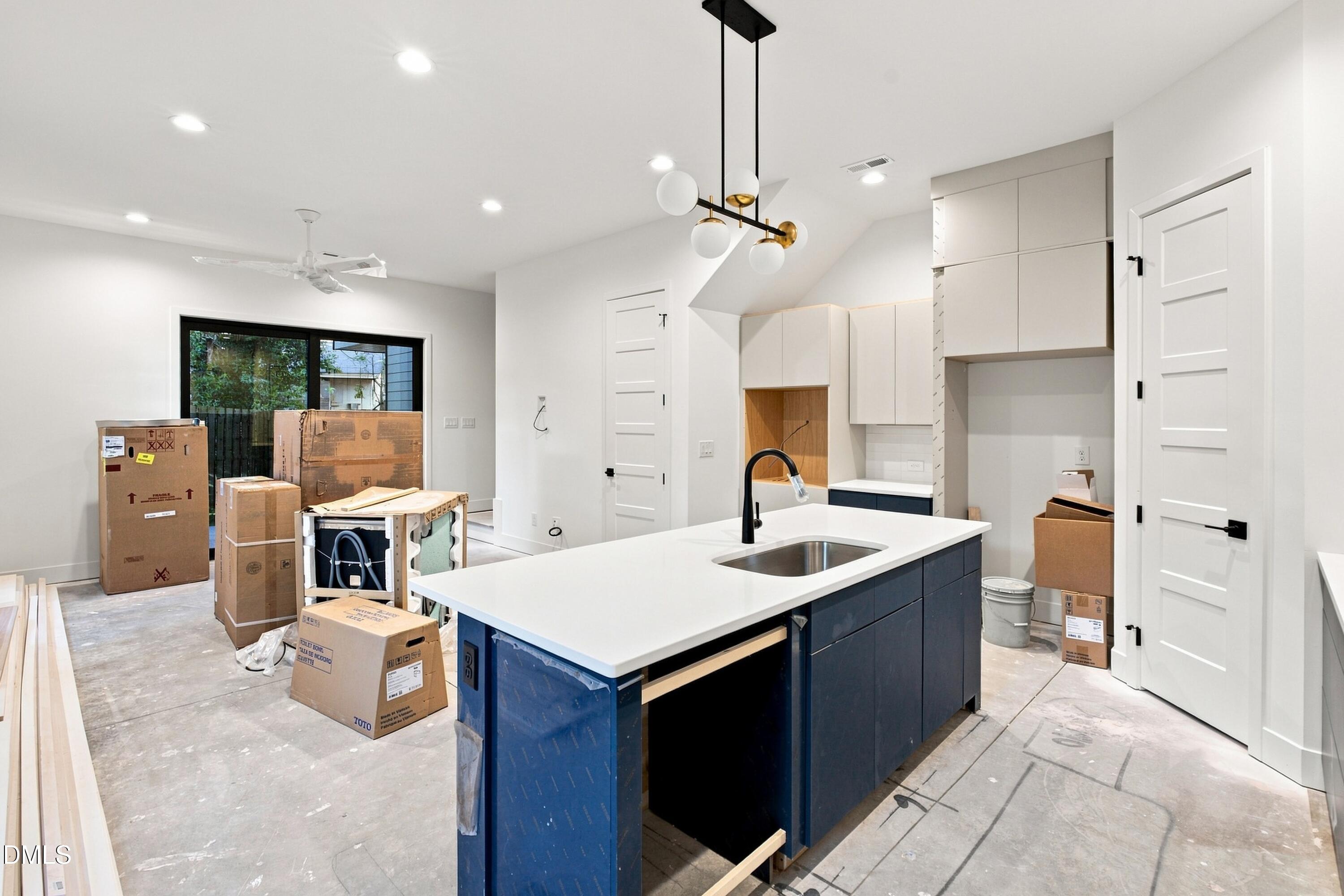1806 Pershing Road Raleigh, NC 27608 - Photo 12 of 24 DSC_06544
