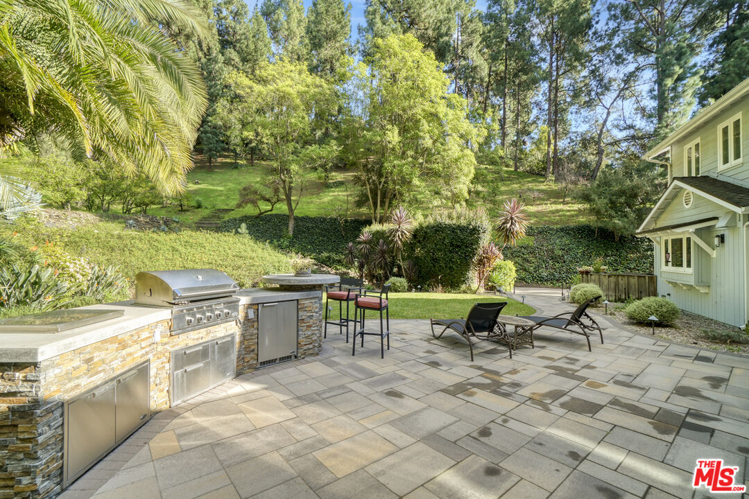 1250 Roscomare Road Los Angeles, CA 90077 - Photo 14 of 33 Gallery Image 14