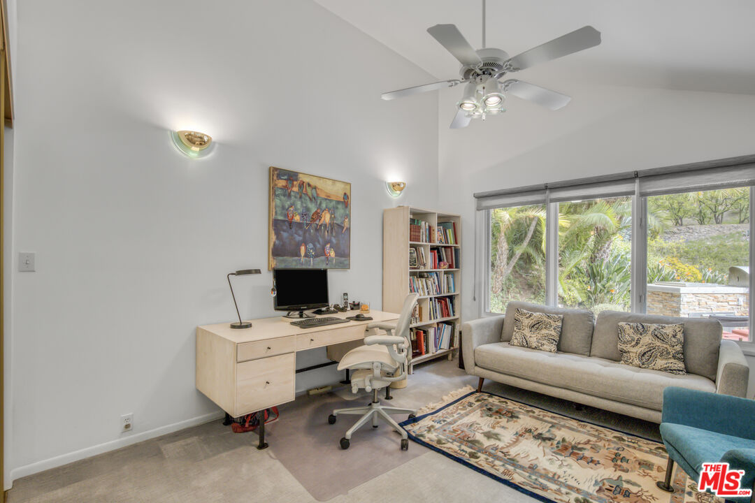 1250 Roscomare Road Los Angeles, CA 90077 - Photo 17 of 33 Gallery Image 17