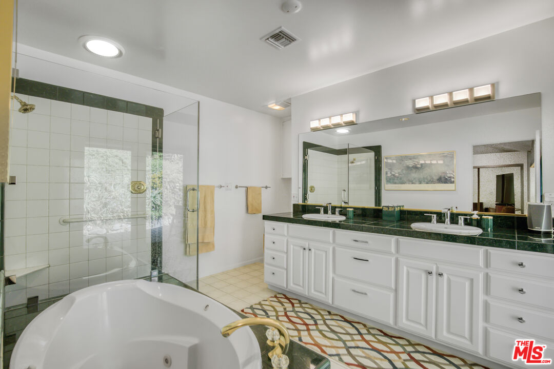 1250 Roscomare Road Los Angeles, CA 90077 - Photo 19 of 33 Gallery Image 19