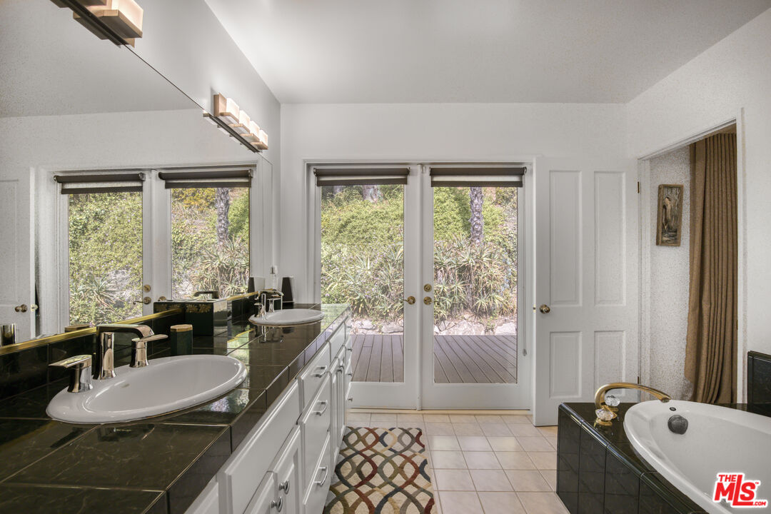 1250 Roscomare Road Los Angeles, CA 90077 - Photo 20 of 33 Gallery Image 20