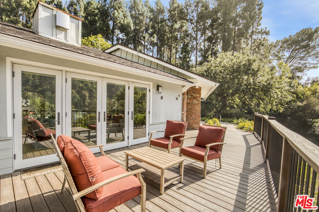 1250 Roscomare Road Los Angeles, CA 90077 - Photo 21 of 33 Gallery Image 21