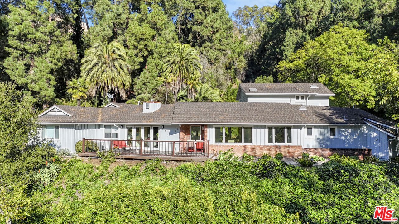 1250 Roscomare Road Los Angeles, CA 90077 - Photo 32 of 33 Gallery Image 32
