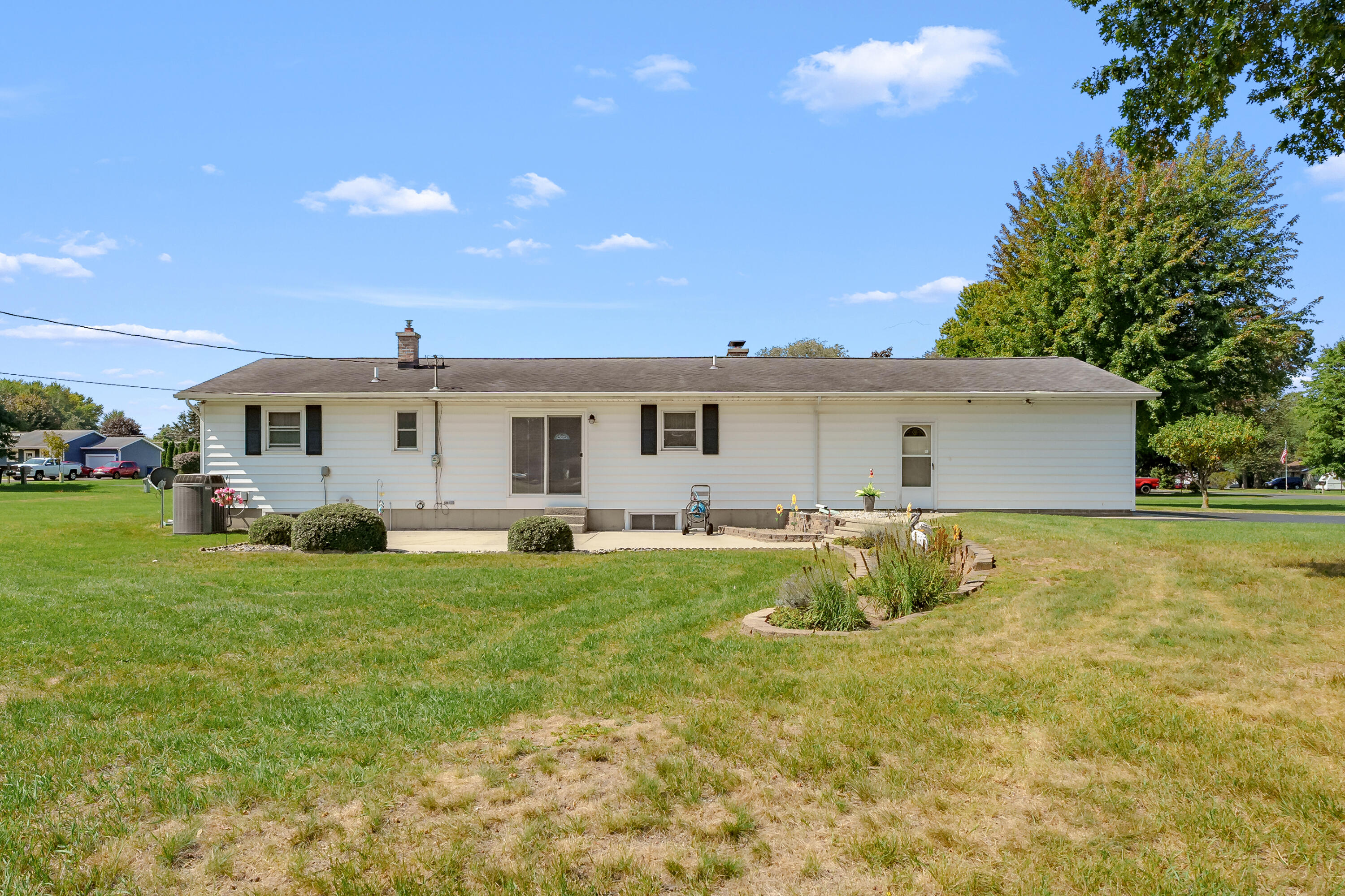 47177 Klett Road Paw Paw, MI 49079 - Photo 29 of 41 Klett Rd 47177 Paw Paw 49079-29