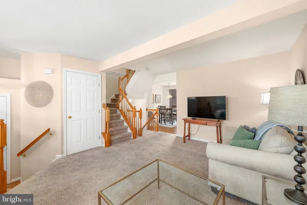 $349,000 | 111 Abelia Drive, Newark, DE 19702