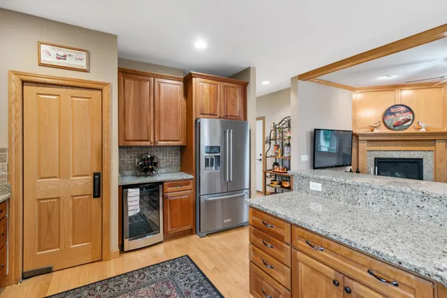 $1,249,000 | E12239 Timber Rdg Trail, Unit 30, Prairie du Sac, WI 53578