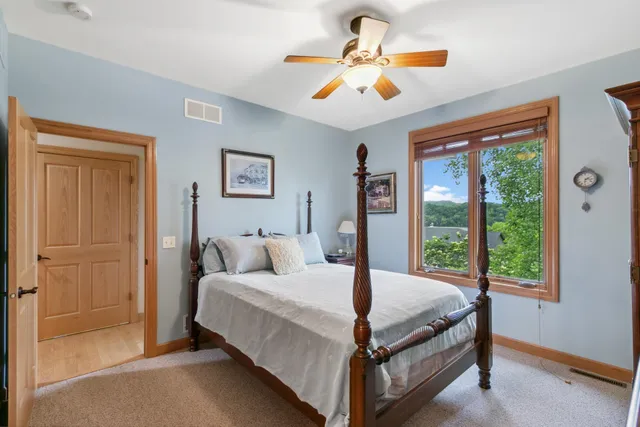 $1,249,000 | E12239 Timber Rdg Trail, Unit 30, Prairie du Sac, WI 53578