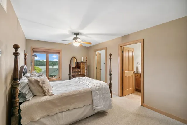 $1,249,000 | E12239 Timber Rdg Trail, Unit 30, Prairie du Sac, WI 53578