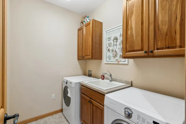 $1,249,000 | E12239 Timber Rdg Trail, Unit 30, Prairie du Sac, WI 53578