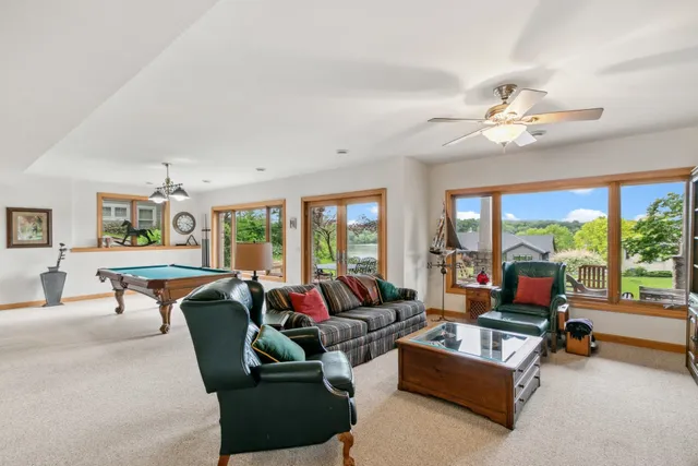 $1,249,000 | E12239 Timber Rdg Trail, Unit 30, Prairie du Sac, WI 53578