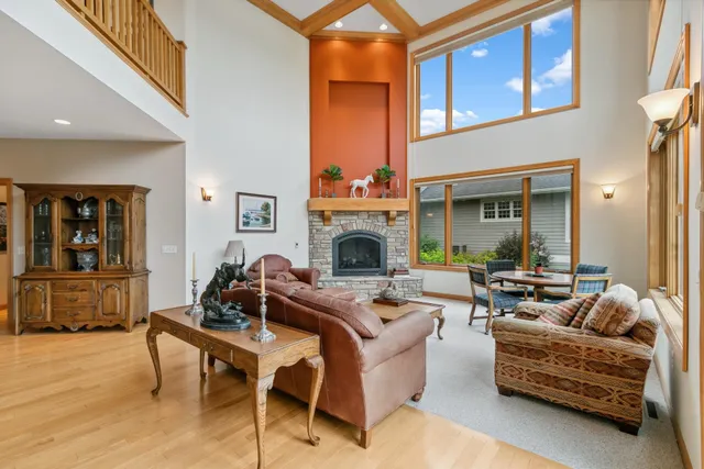 $1,249,000 | E12239 Timber Rdg Trail, Unit 30, Prairie du Sac, WI 53578