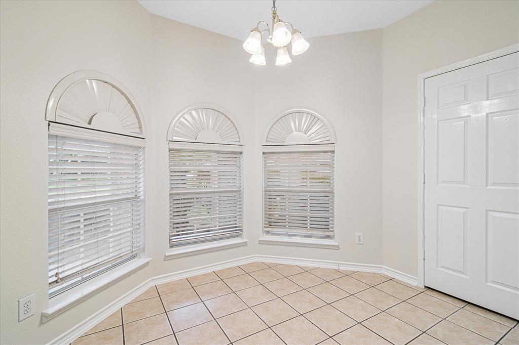 12072 Half Hitch Trail Frisco, TX 75035 - Photo 12 of 25 an empty room with windows