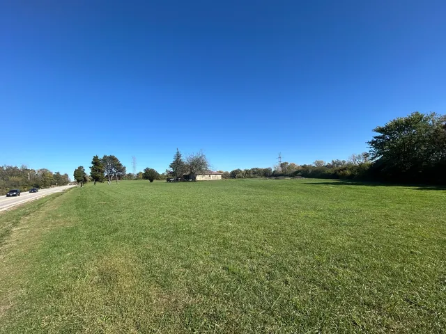 $2,000,000 | 11441 Archer Avenue, Lemont, IL 60439