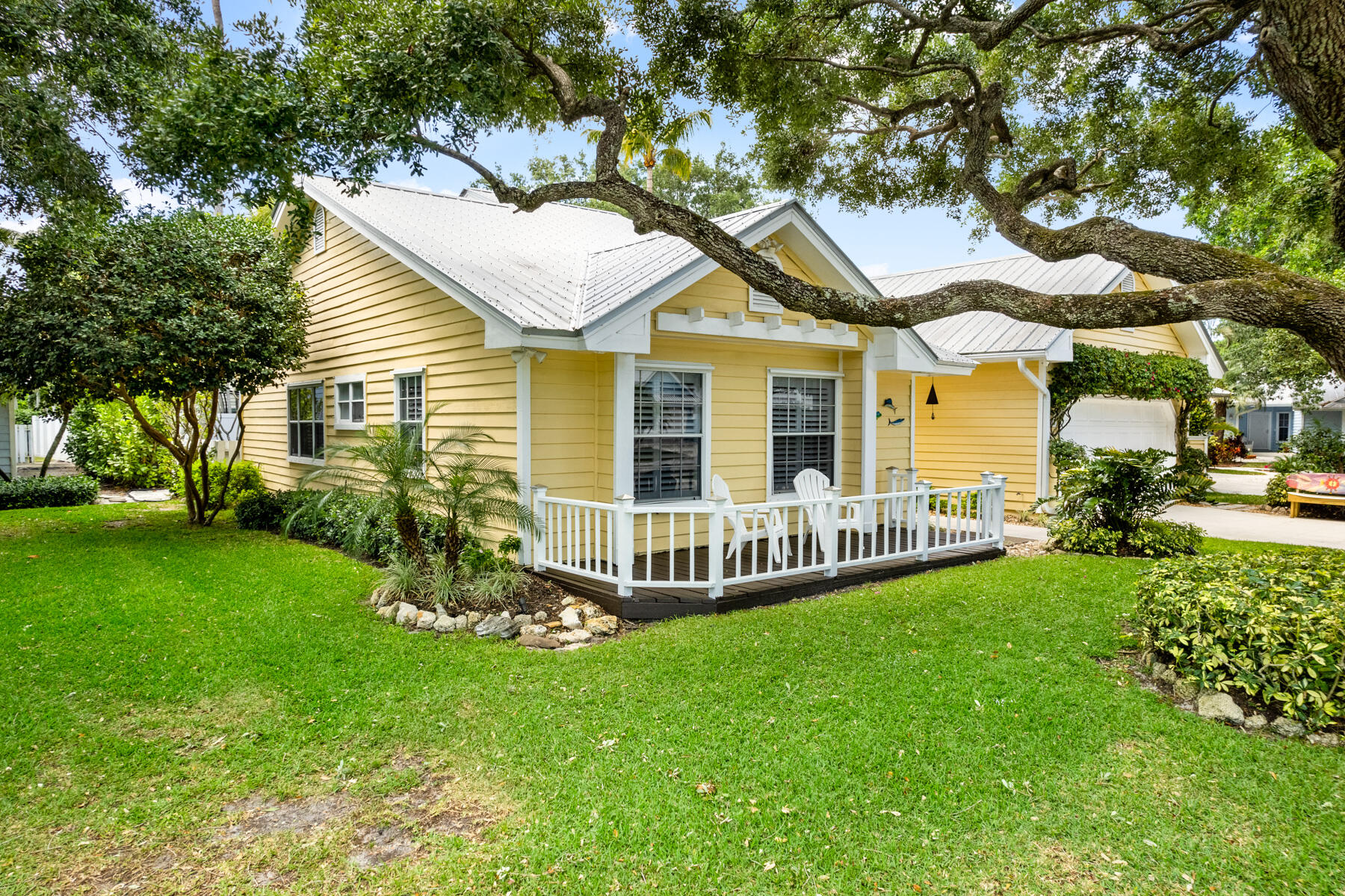 108 Colony Way East Jupiter, FL 33458 - Photo 4 of 48 House Exterior Front Deck