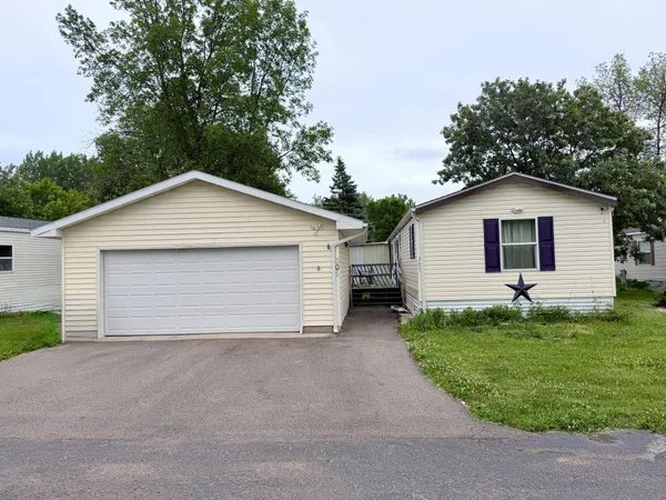 $68,900 | 305 North Mozart Avenue, Mankato, MN 56001