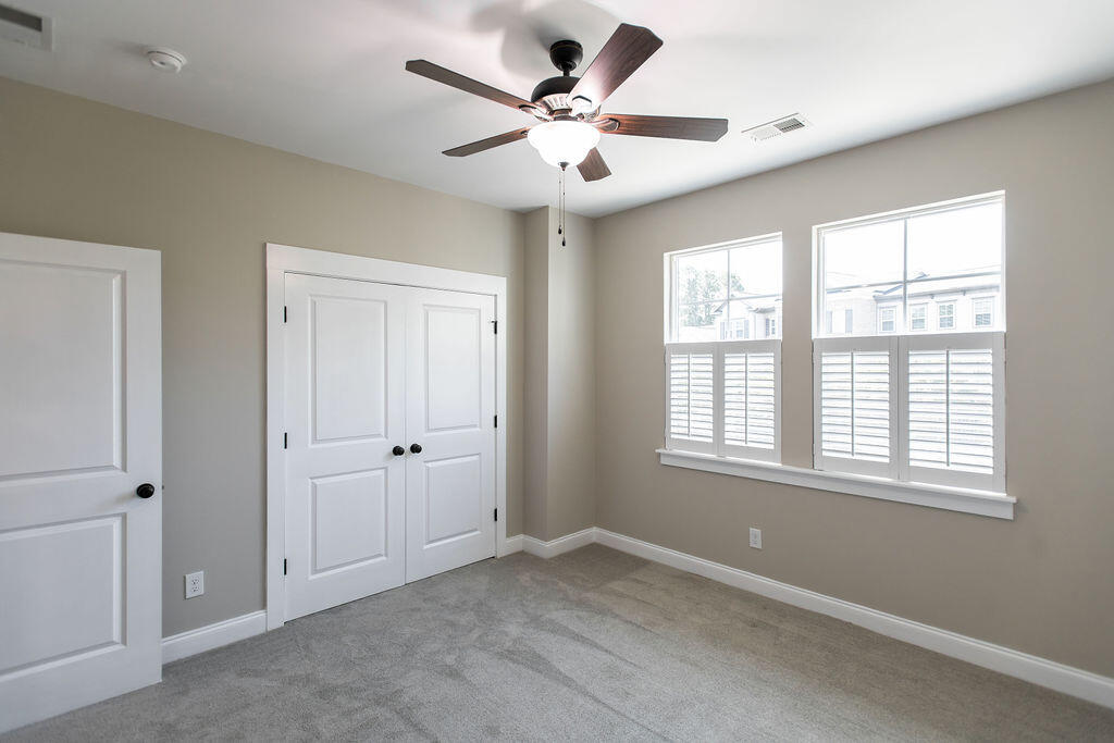 225 Slipper Shell Court Mount Pleasant, SC 29464 - Photo 14 of 38 19-D85_4420-edit