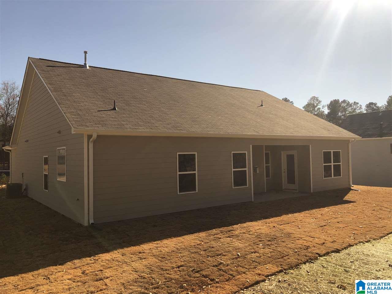 390 Country Side Circle Calera, AL 35040 - Photo 2 of 15