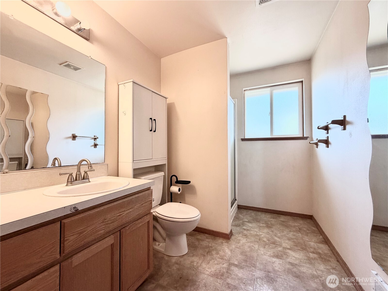 142 Gassman Road Castle Rock, WA 98611 - Photo 13 of 17 Gallery Image 13