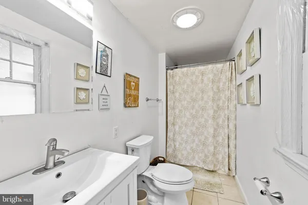 $3,475 | 22 James Place, Hamilton, NJ 08690