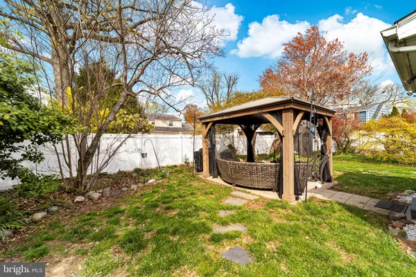 $3,475 | 22 James Place, Hamilton, NJ 08690