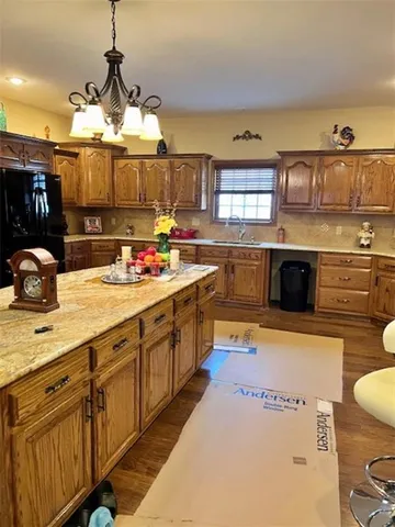 $850,000 | 417 East 9th Street, Pittsburg, KS 66762