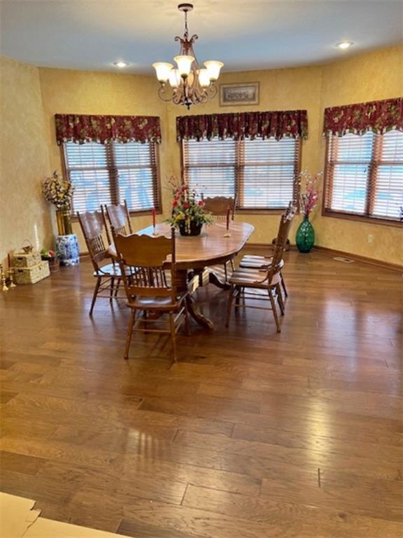 417 East 9th Street Pittsburg, KS 66762 - Photo 10 of 64