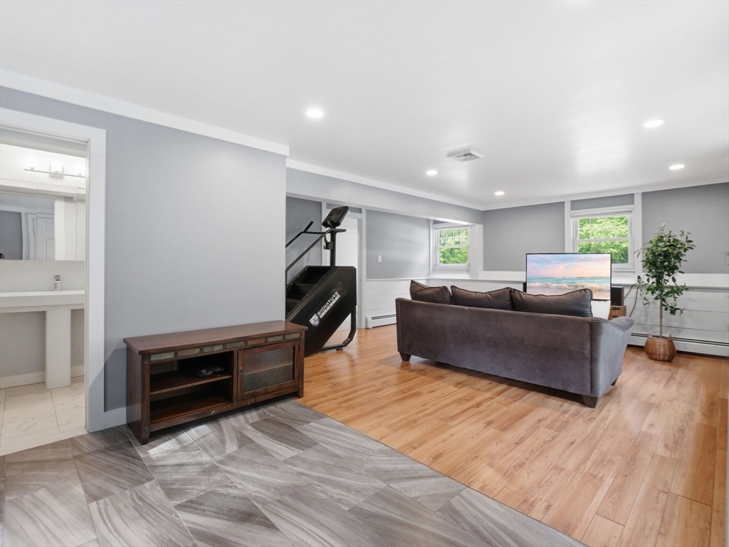 62 Juniper Road Andover, MA 01810 - Photo 21 of 38