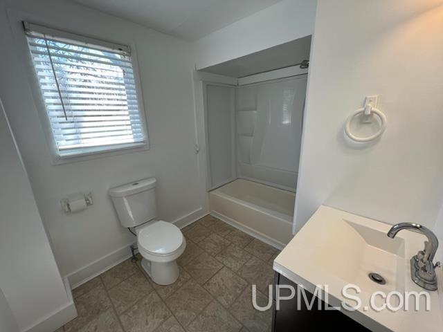 1084 Prospect Street Niagara, WI 54151 - Photo 8 of 21 Gallery Image 8