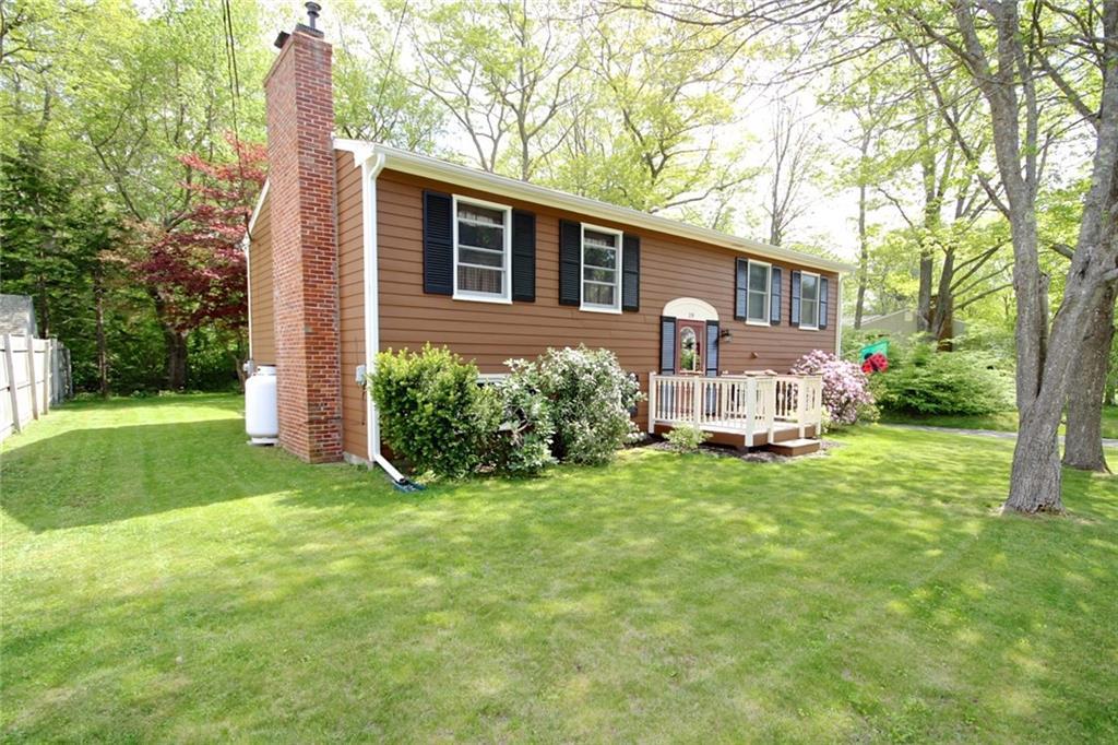 19 Philip Road Cape Elizabeth, ME 04107 - Photo 2 of 35 Photo