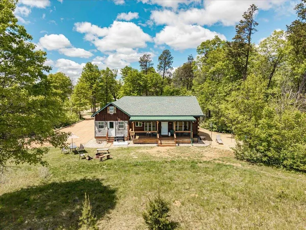 $595,000 | N10086 County Rd G, Necedah, WI 54646