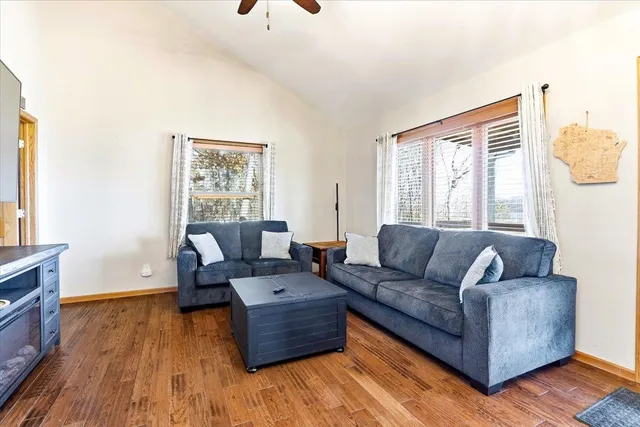 $595,000 | N10086 County Rd G, Necedah, WI 54646