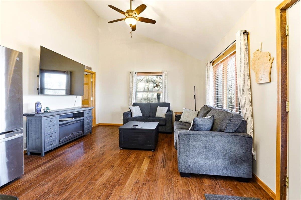 N10086 County Rd G Necedah, WI 54646 - Photo 10 of 87