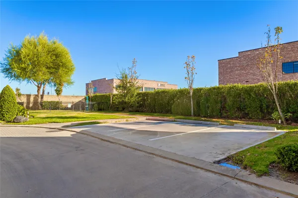 $3,050 | 1250 North Post Oak Road, Unit A, Houston, TX 77055