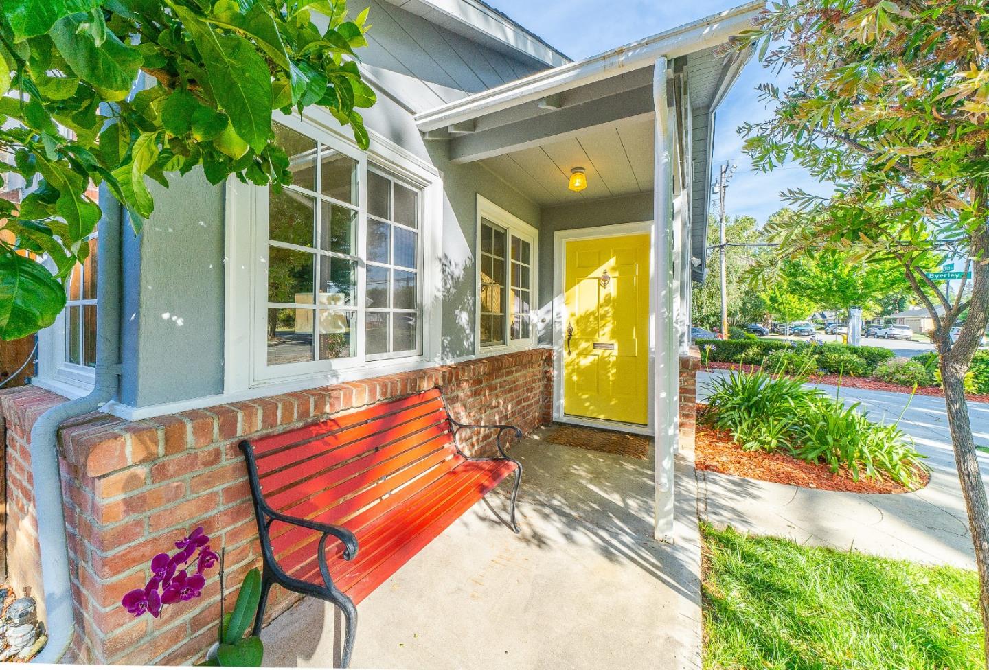 1896 Ellen Avenue San Jose, CA 95125 - Photo 4 of 50 a view of an outdoor space