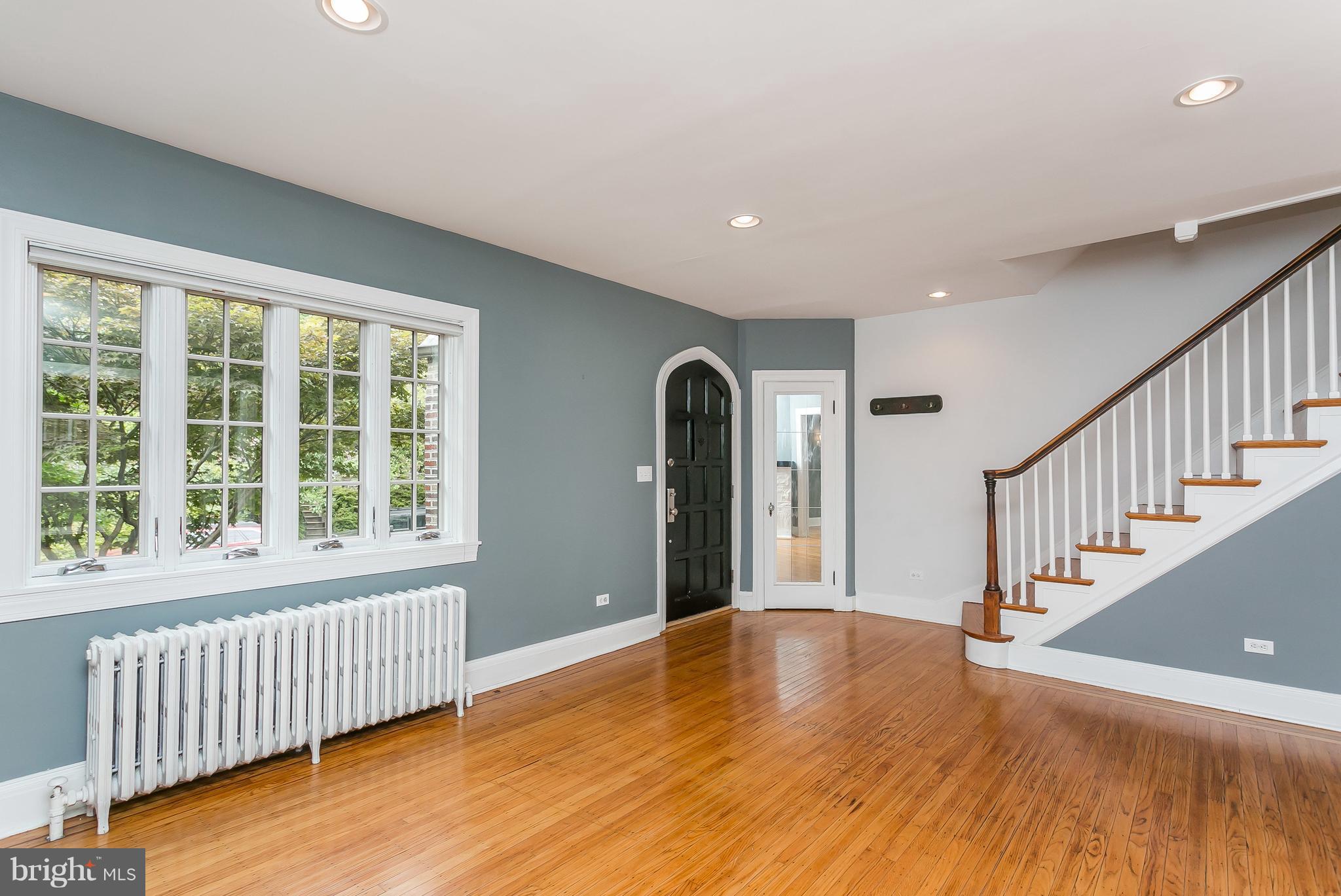 3723 Rexmere Road Baltimore, MD 21218 - Photo 6 of 30 Lucky you! Forced air cooling + radiator heat!