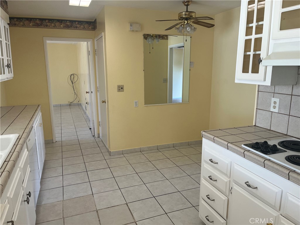 26020 Ridgemoor Road Menifee, CA 92586 - Photo 8 of 16