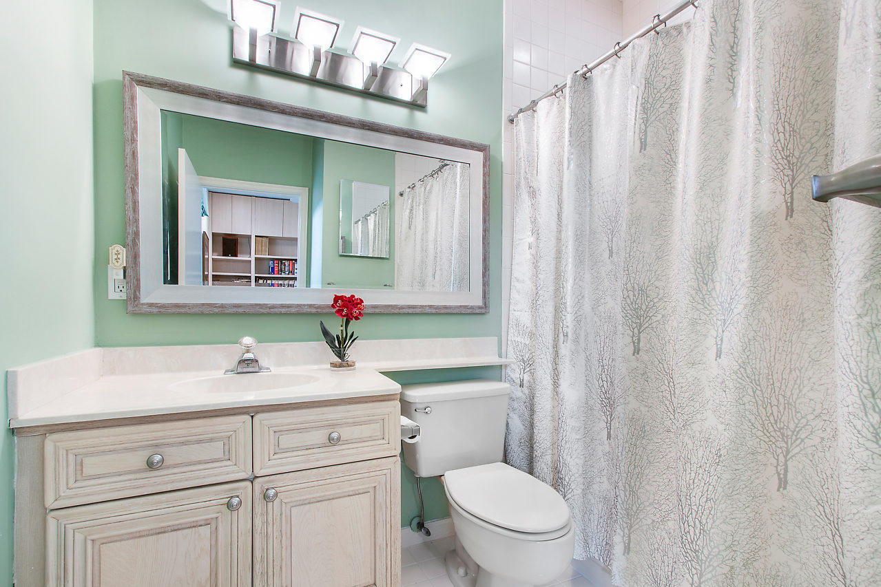 2421 Northwest 64th Street Boca Raton, FL 33496 - Photo 17 of 40 Bathroom 2