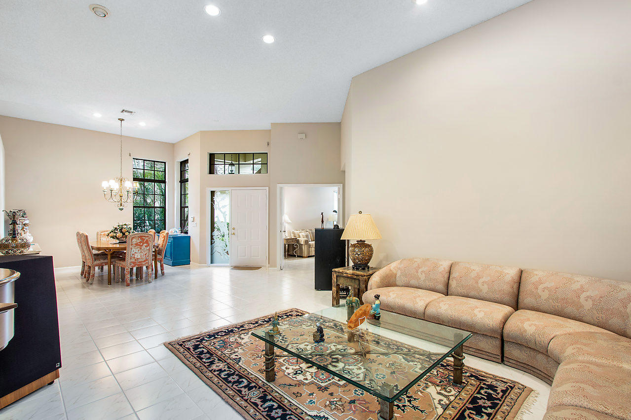 2421 Northwest 64th Street Boca Raton, FL 33496 - Photo 3 of 40 Great room