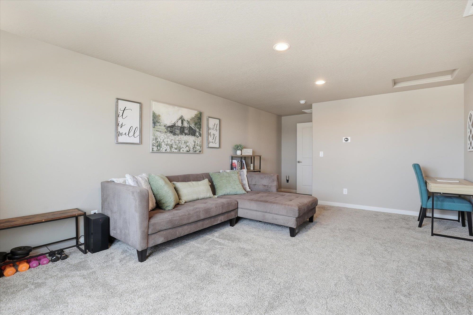 5706 South Mabel Road Spokane, WA 99224 - Photo 16 of 32