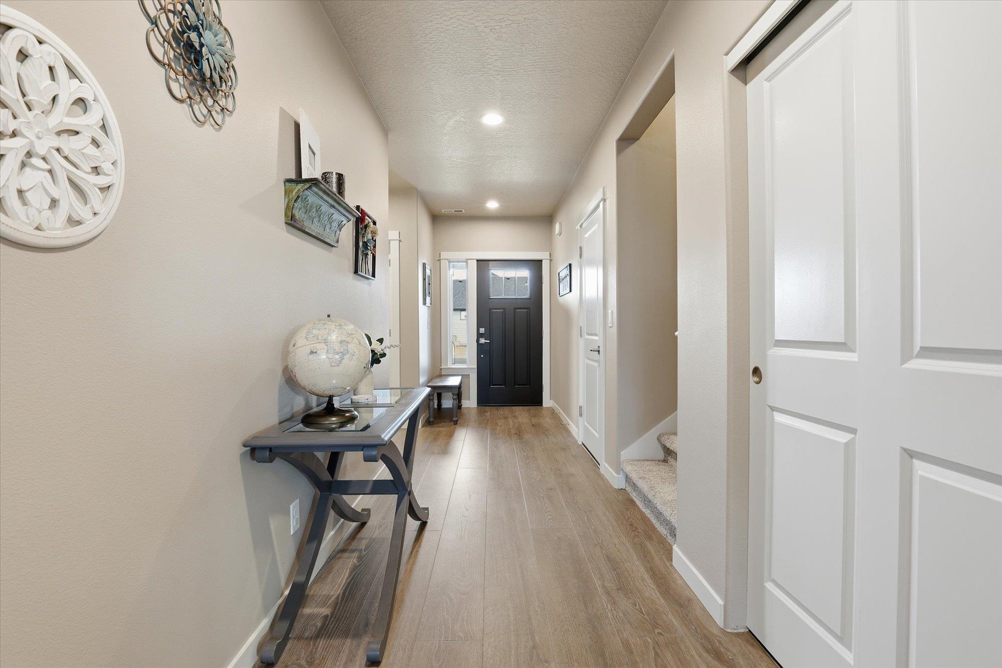 5706 South Mabel Road Spokane, WA 99224 - Photo 4 of 32